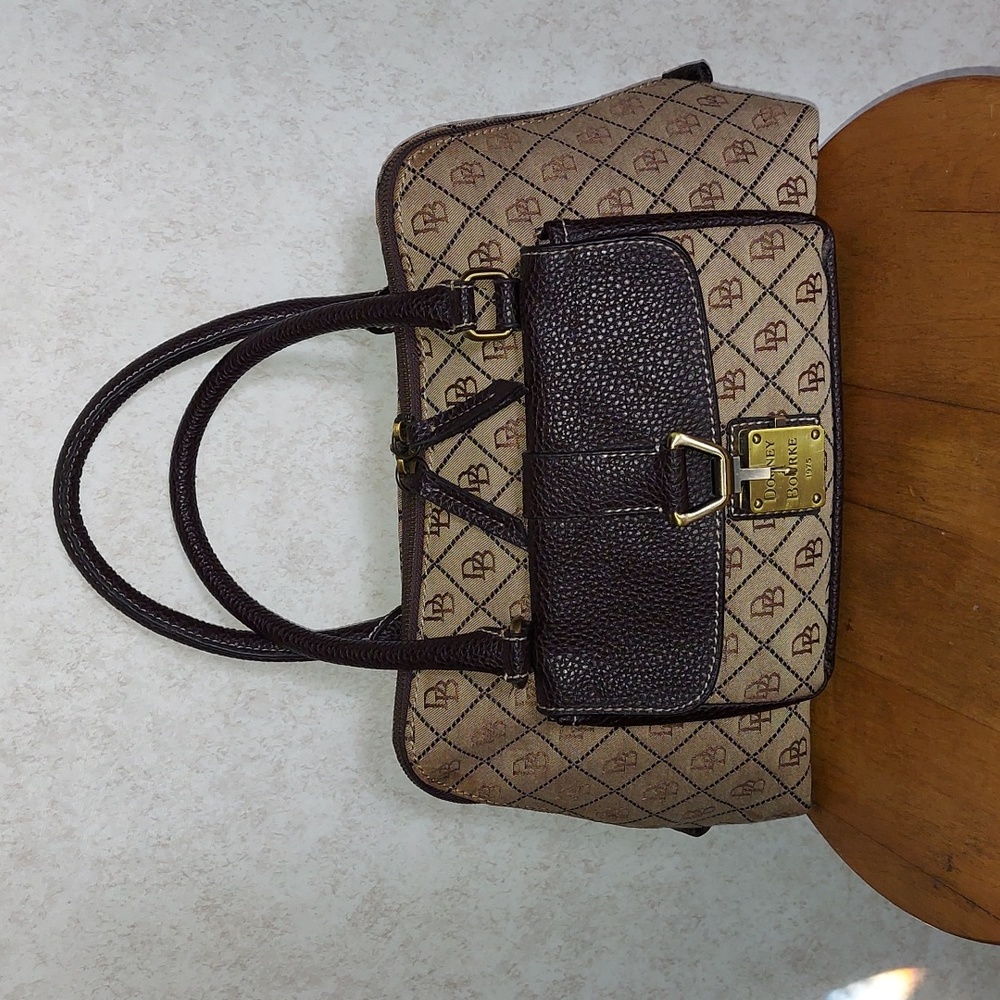 Dooney and Bourke Bag